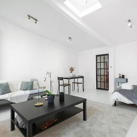Modern Studio In Central Chelsea London Exteriör bild